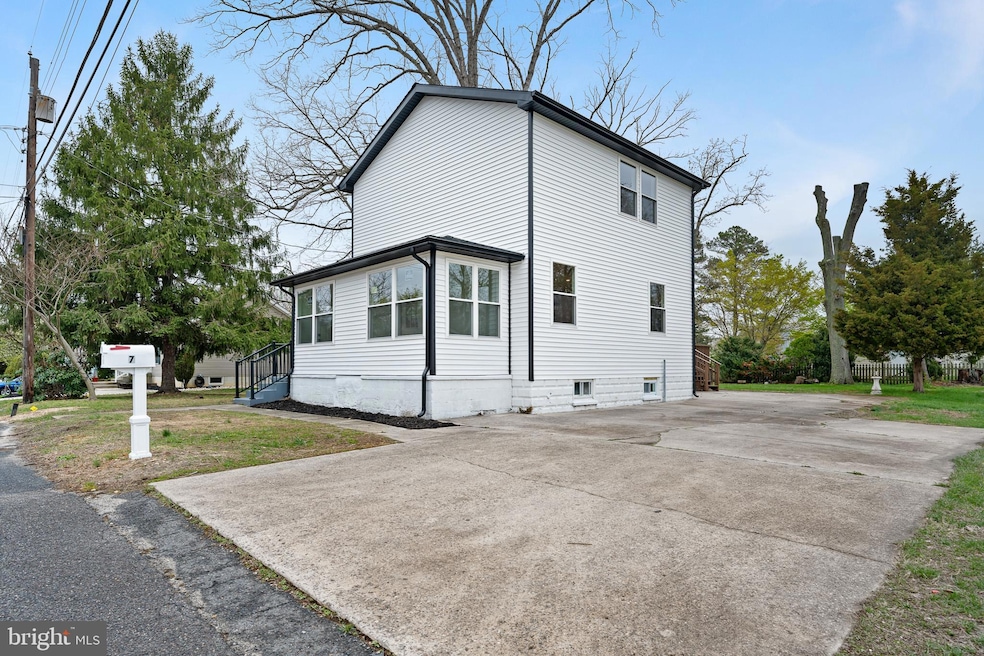 Under Contract $319,000 • Co-Listing Agent