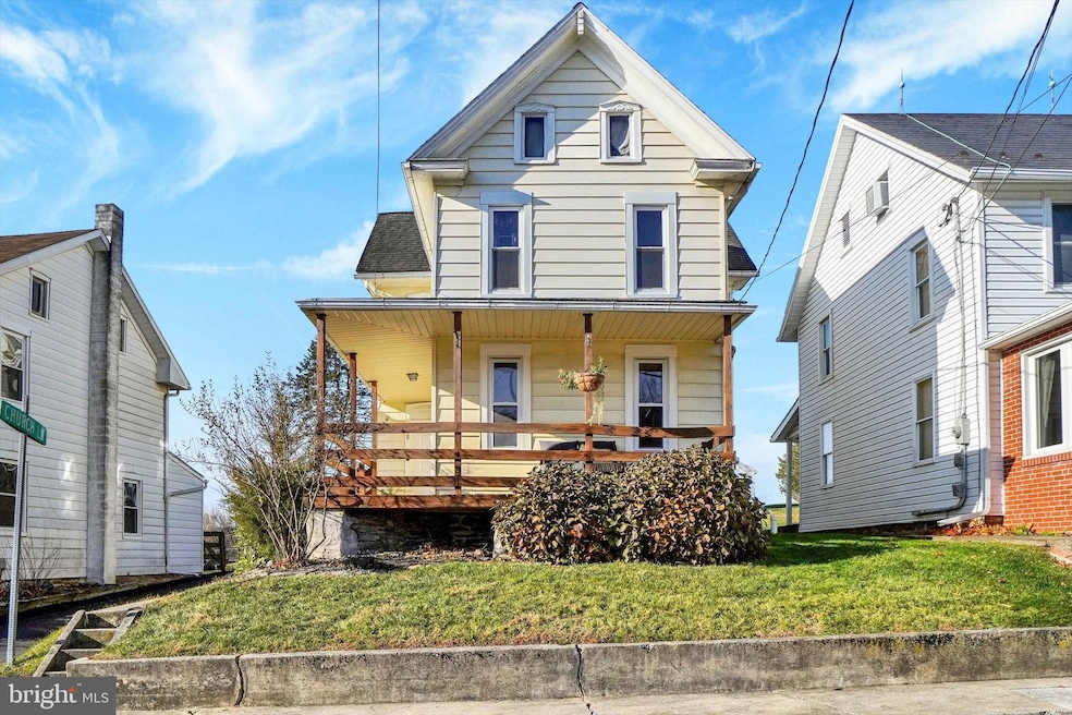 48 High St, Felton, PA 17322 - photo 1