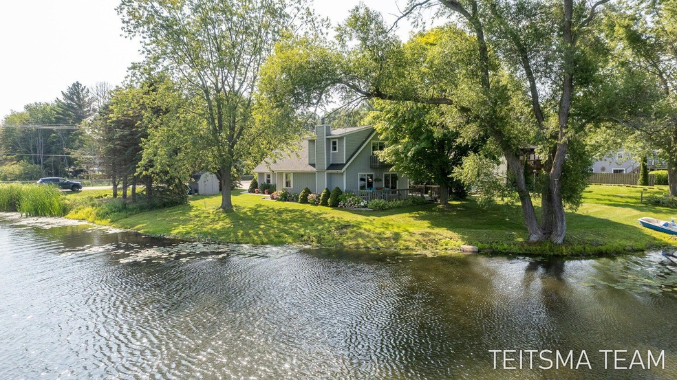 17871 168th Ave, Spring Lake Waterfront