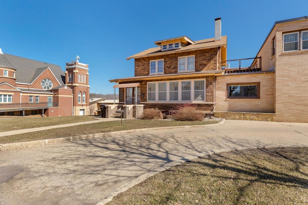 Sold $75,000 • Co-Listing Agent