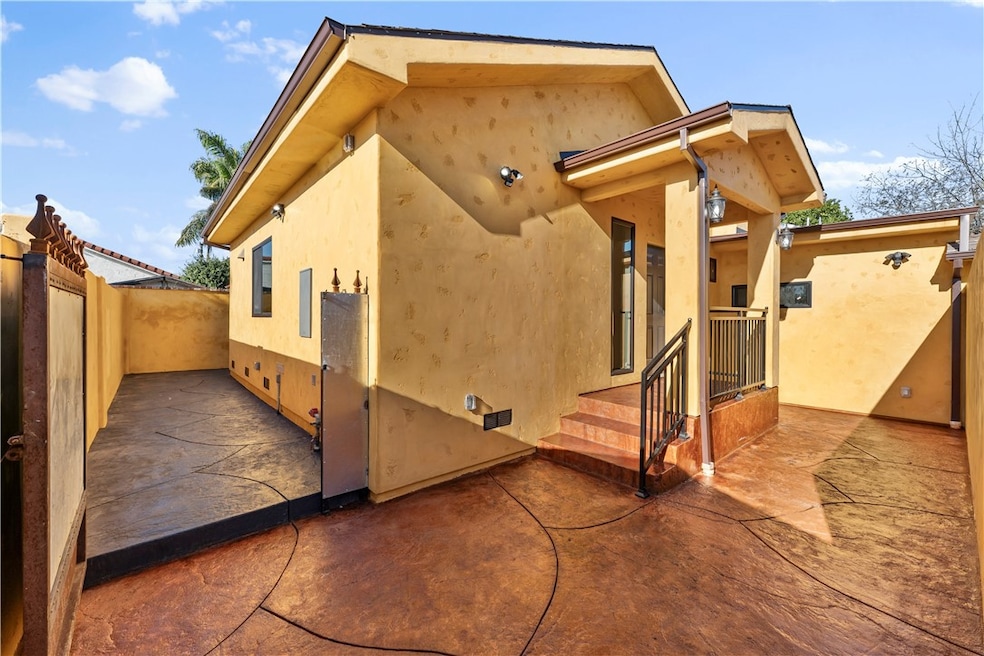 13249 Kagel Canyon St, Los Angeles, CA 91331 - photo 1