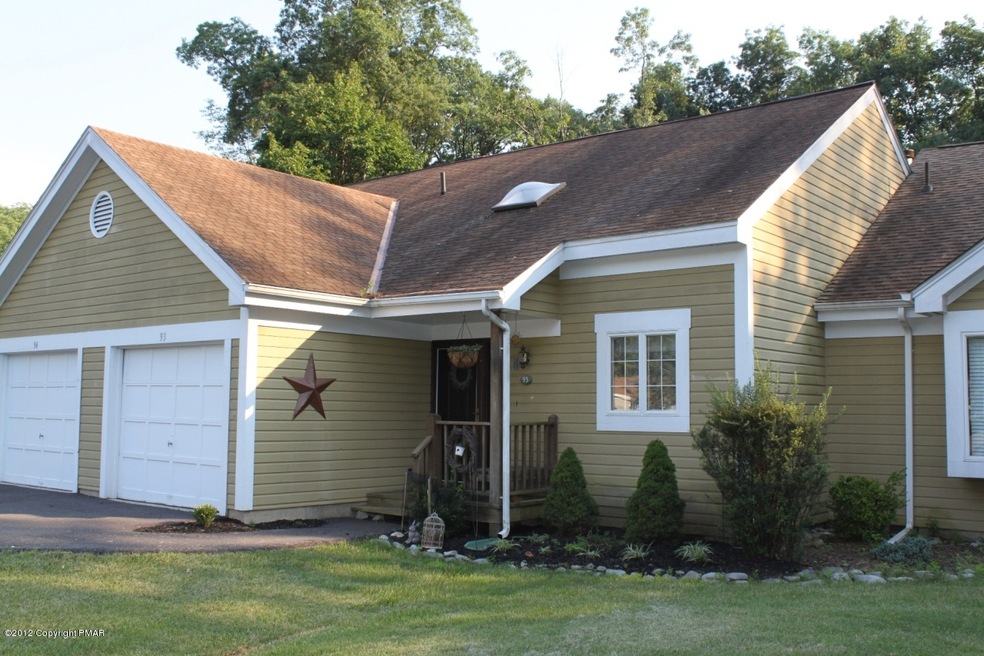93 Village Dr, Stroudsburg, PA 18360 - photo 1