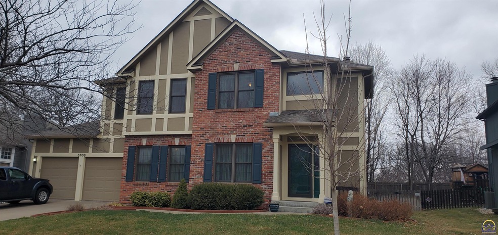 5708 SW 33rd Ct, Topeka, KS 66614 - photo 1