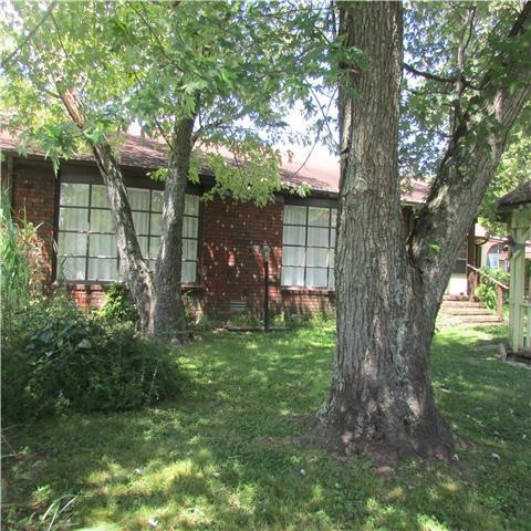 112 Wood St, Shelbyville, TN 37160 - photo 1