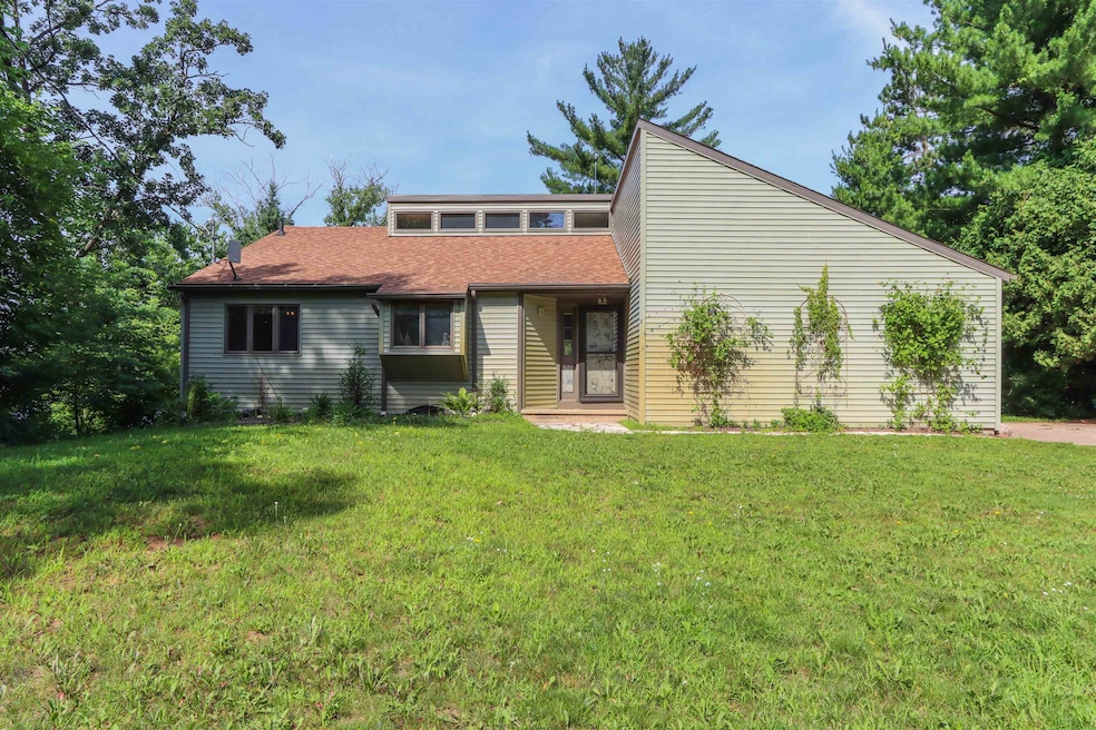 N7127 24th Ln, Waupaca, WI 54981 - photo 1