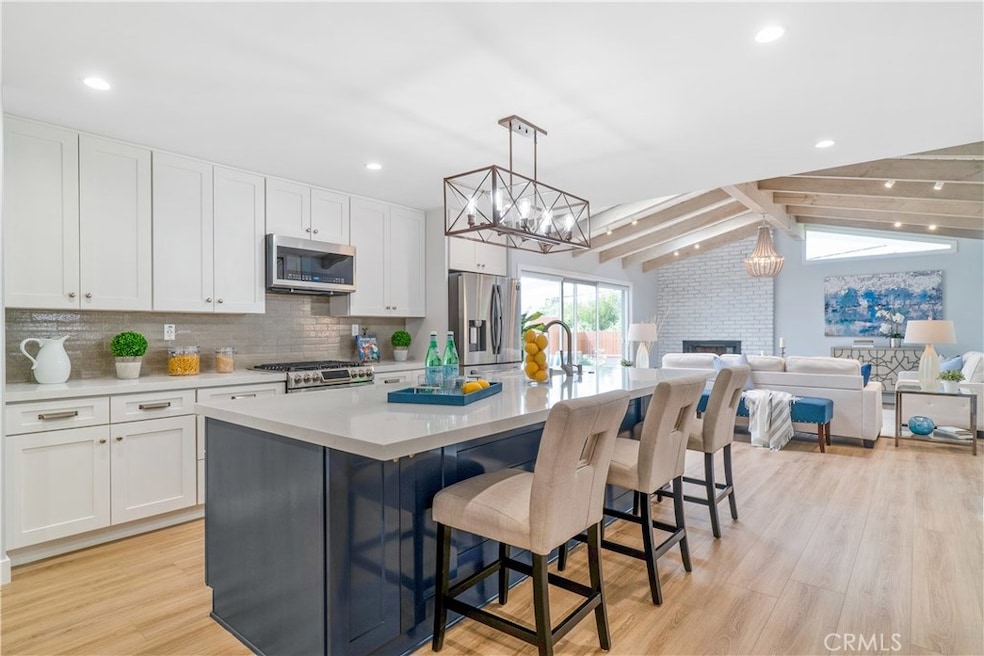 845 Mccarthy Ct, El Segundo, CA 90245 - photo 1