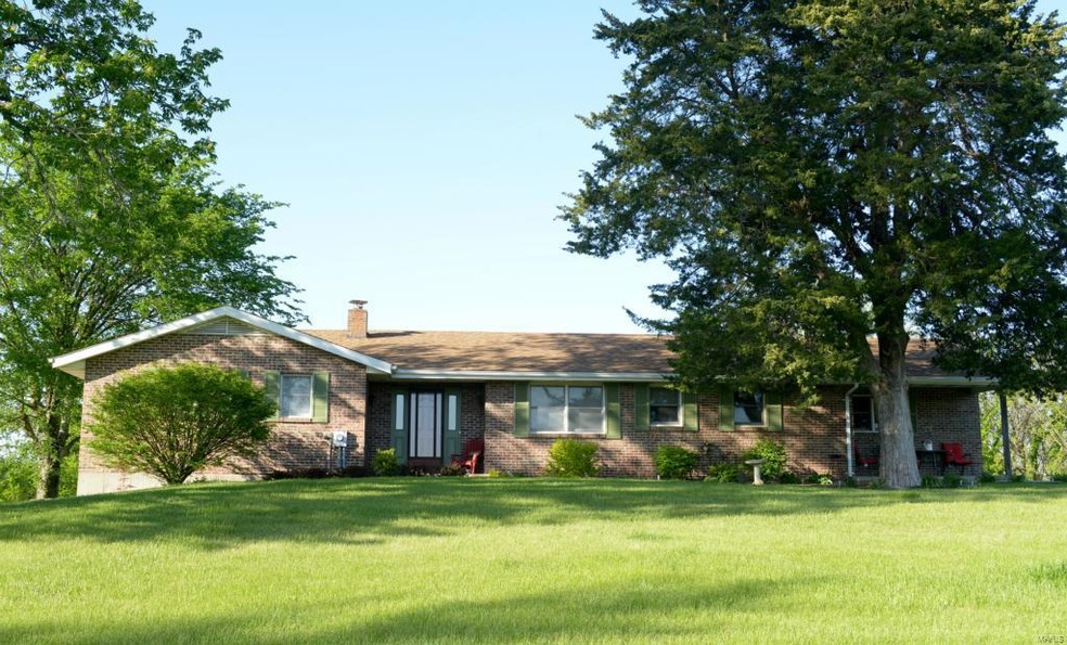 17560 Buckeye Ridge, Marthasville, MO 63357 - photo 1