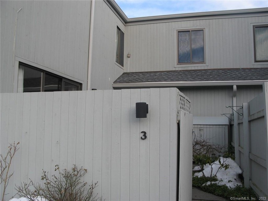 3 Sandlewood Ln unit 3, Ridgefield, CT 06877 - photo 1