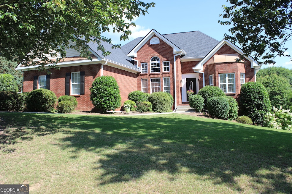 4813 Holland View Dr, Flowery Branch, GA 30542 - photo 1