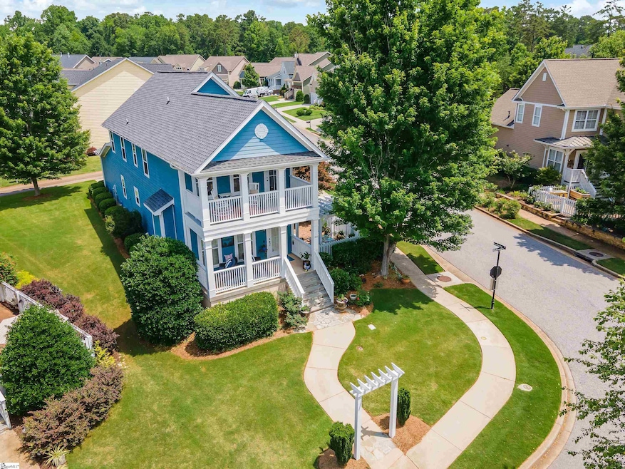 200 Ridenour Ave, Greenville, SC 29617 - photo 1