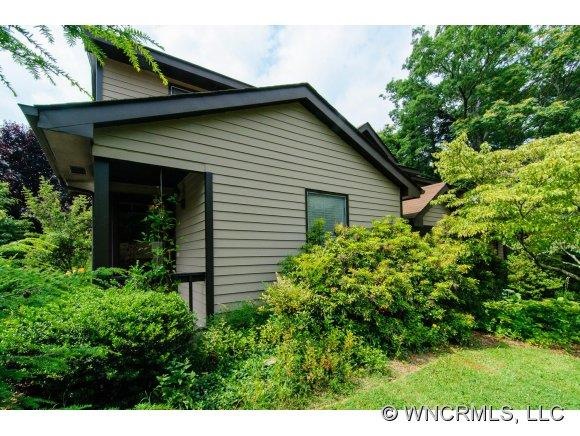 Rare 3 bedroom end unit