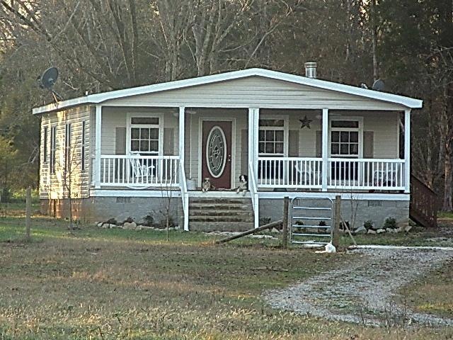 905 John Lunn Rd, Lewisburg, TN 37091 - photo 1