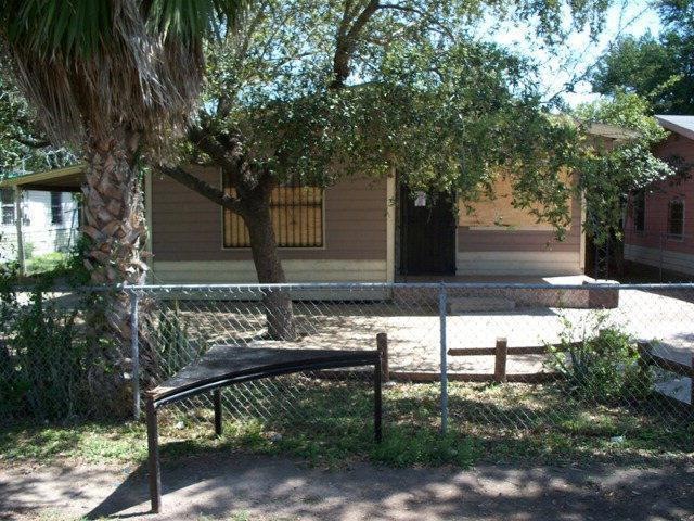 602 N Esperanza St, Pharr, TX 78577 - photo 1