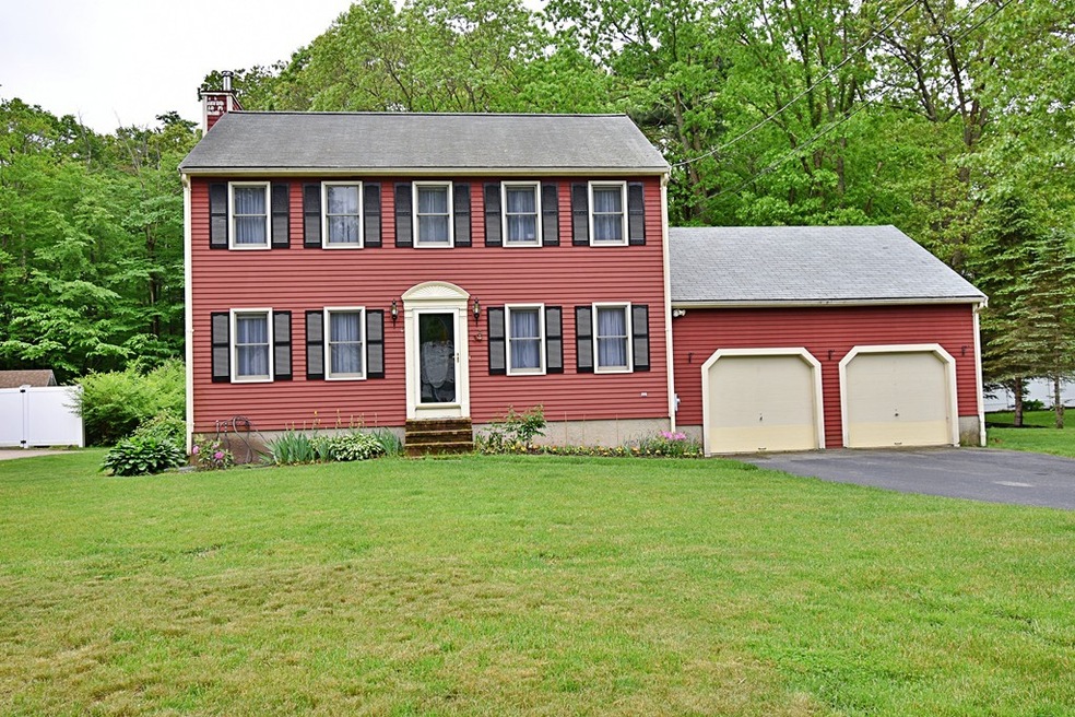 30 Heritage Dr, Rockland, MA 02370 - photo 1