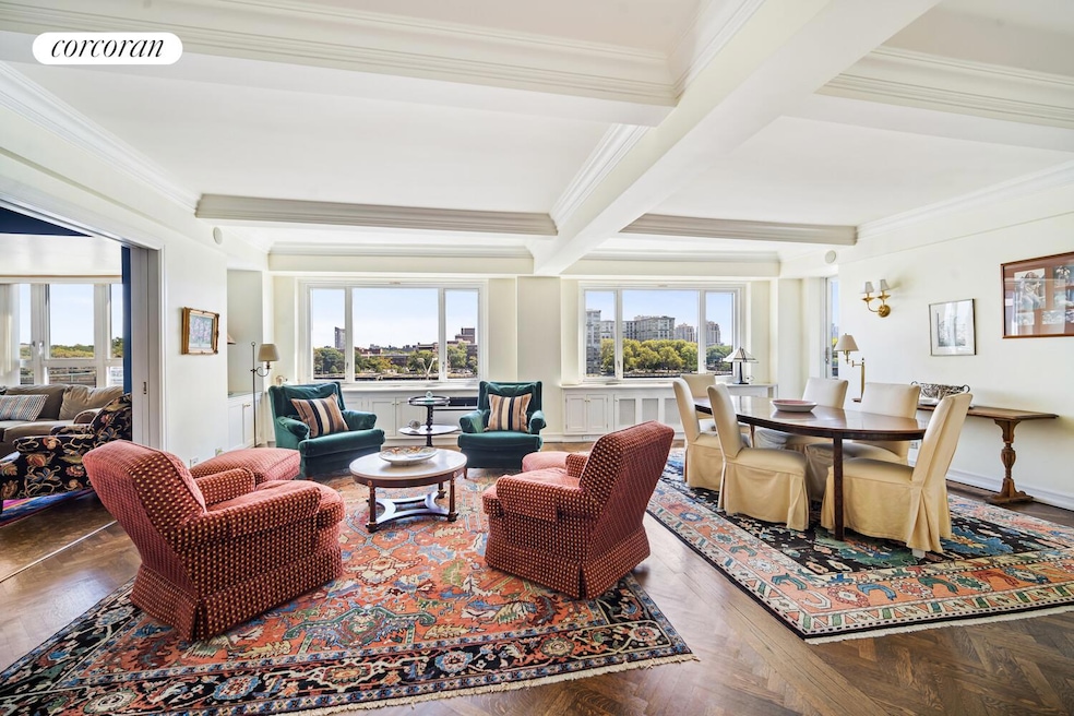 For Sale $2,075,000 • Co-Listing Agent