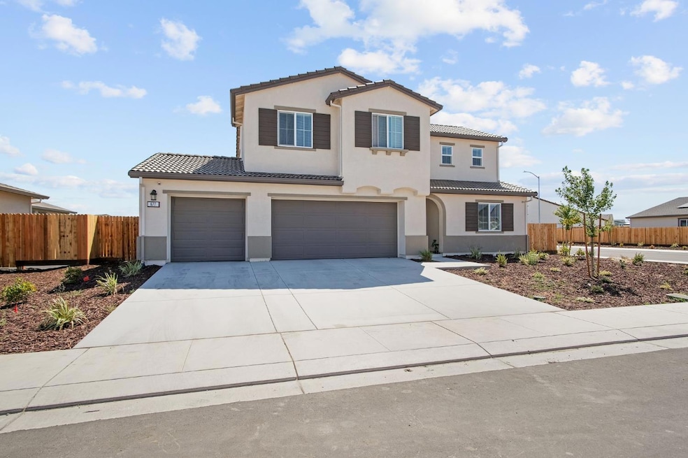 For Sale $739,999