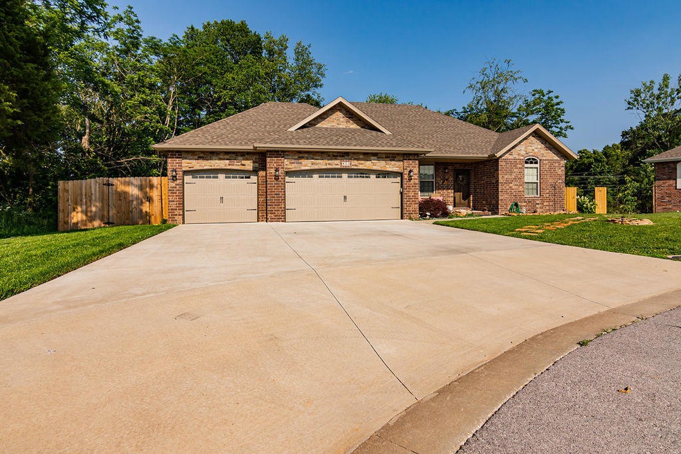 822STrailPointCtNixa-1Exterior(1)