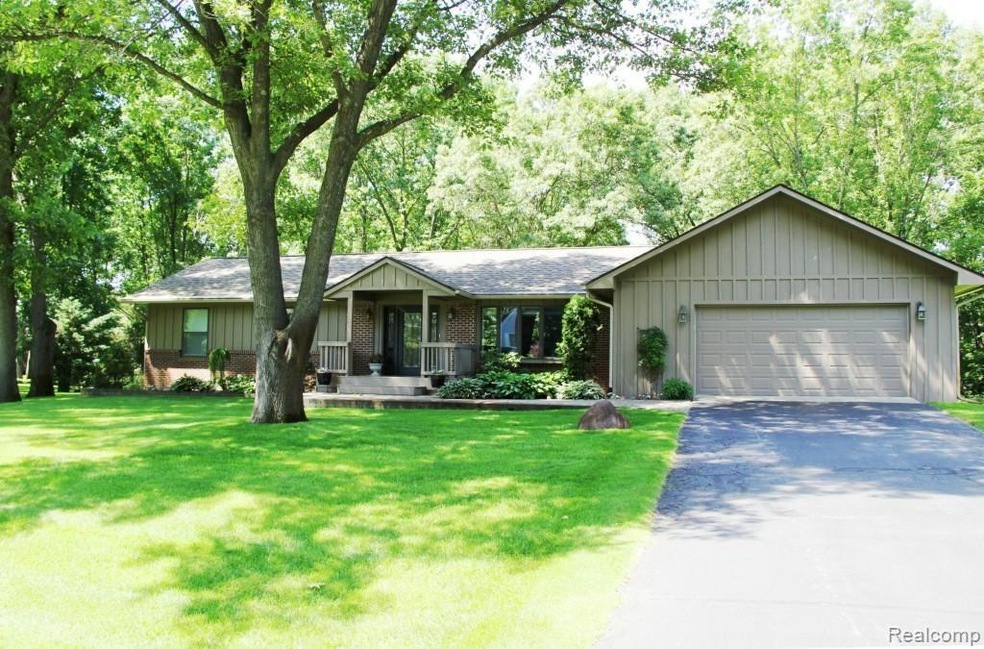 10628 Strawberry Hill Lane