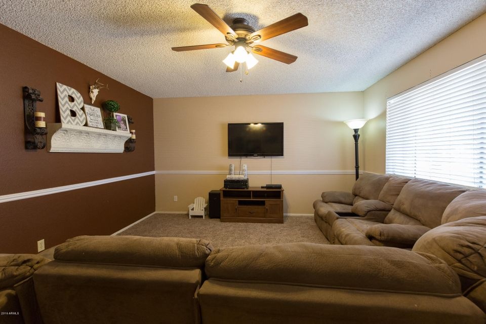 630 S Spur Cir unit 1, Mesa, AZ 85204 - photo 1