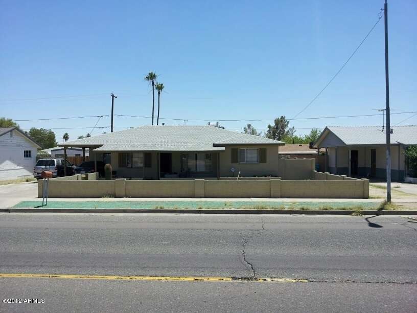 Front view of property