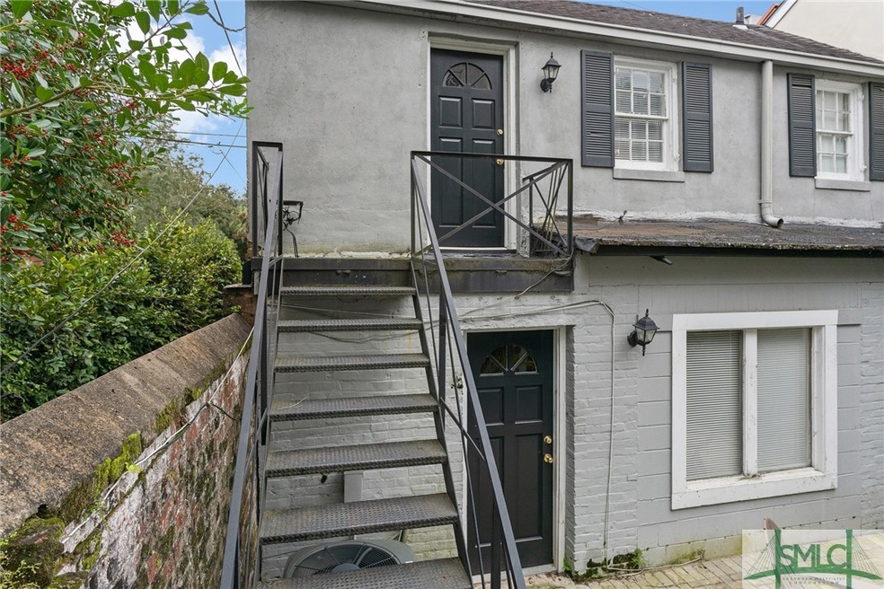 9 E Gordon St unit Upper Carriage House, Savannah, GA 31401 - photo 1