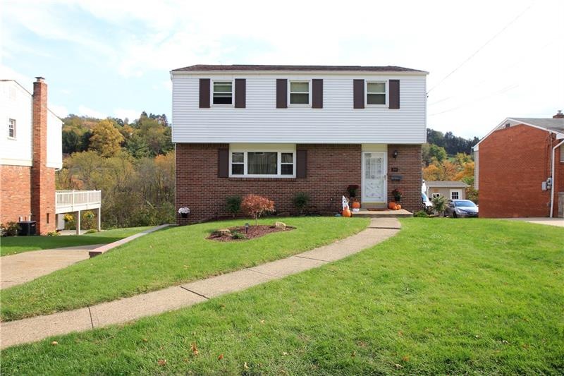 Wonderful 4 bedroom 2.5 bath in a nice family neig