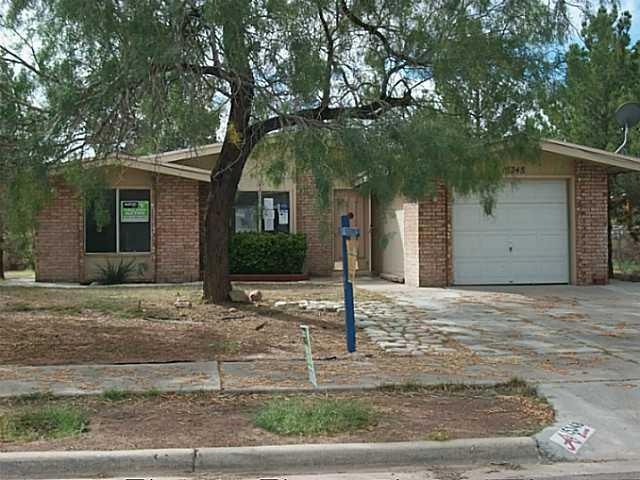 15348 Fairwood Ct, Horizon City, TX 79928 - photo 1
