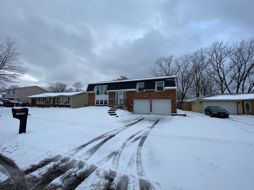 17810 Princeton Ln, Country Club Hills, IL 60478 - photo 1