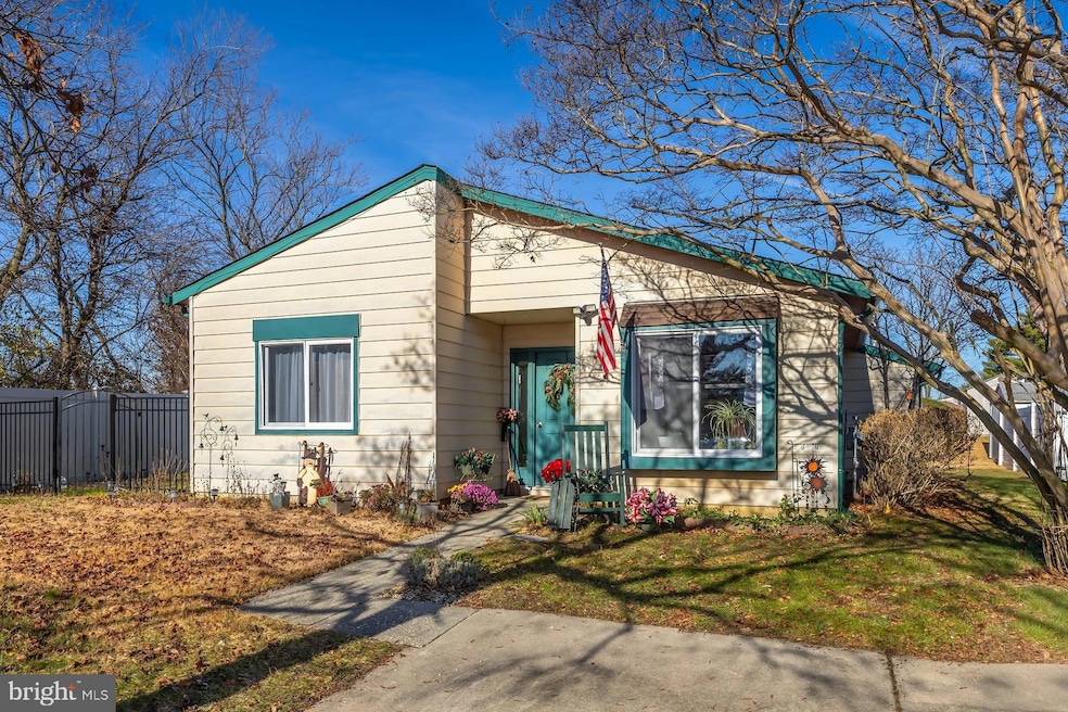 17 Hickory Ln, Swedesboro, NJ 08085 - photo 1