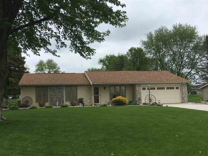 13304 Cherry St, Leo, IN 46765 - photo 1