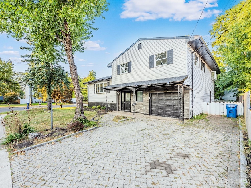 30 Desser Place, Metuchen, NJ 08840 - photo 1