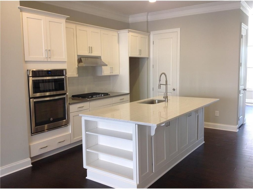 Hensley Home Plan- Crisp White Shaker Cabintery- I