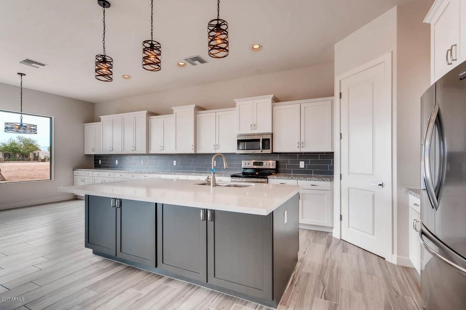 5190 E Lonesome Dove Trail San-large-010