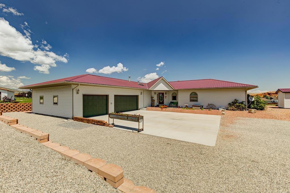 138 Southfork Rd, Cody, WY 82414 - photo 1