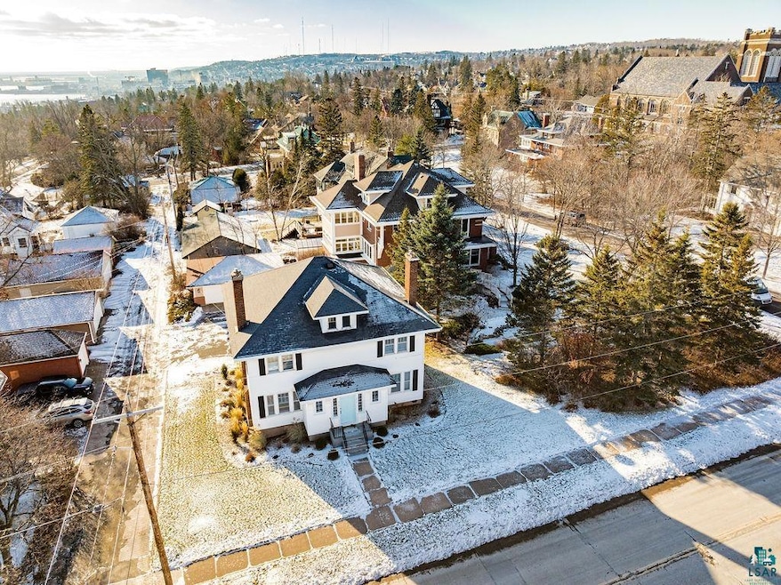 215 & 217 N 24th Ave E, Duluth, MN 55812 - photo 1