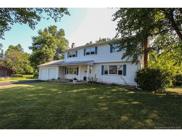 Welcome Home. Quiet neighborhood, updated newer fr