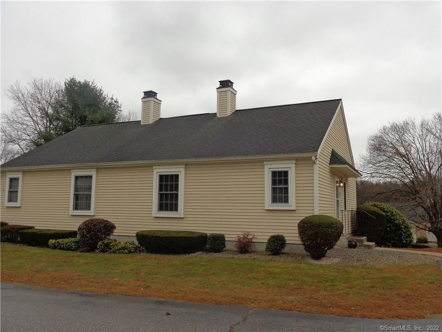 23 Cornfield Point, Woodstock, CT 06281 - photo 1