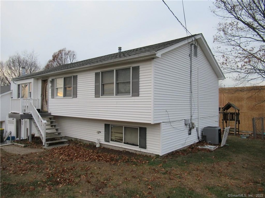 58 Cathy Ln, Waterbury, CT 06704 - photo 1