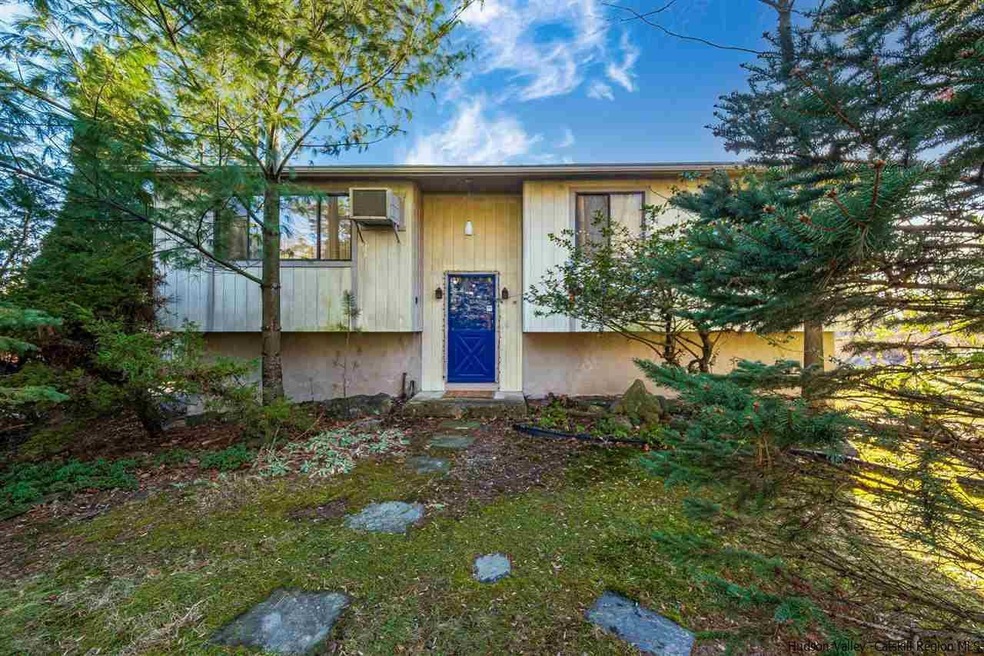 78 Chelsea Rd, Wappingers Falls, NY 12590 - photo 1