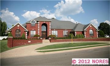 111 S Harrison Ave, Tahlequah, OK 74464 - photo 1