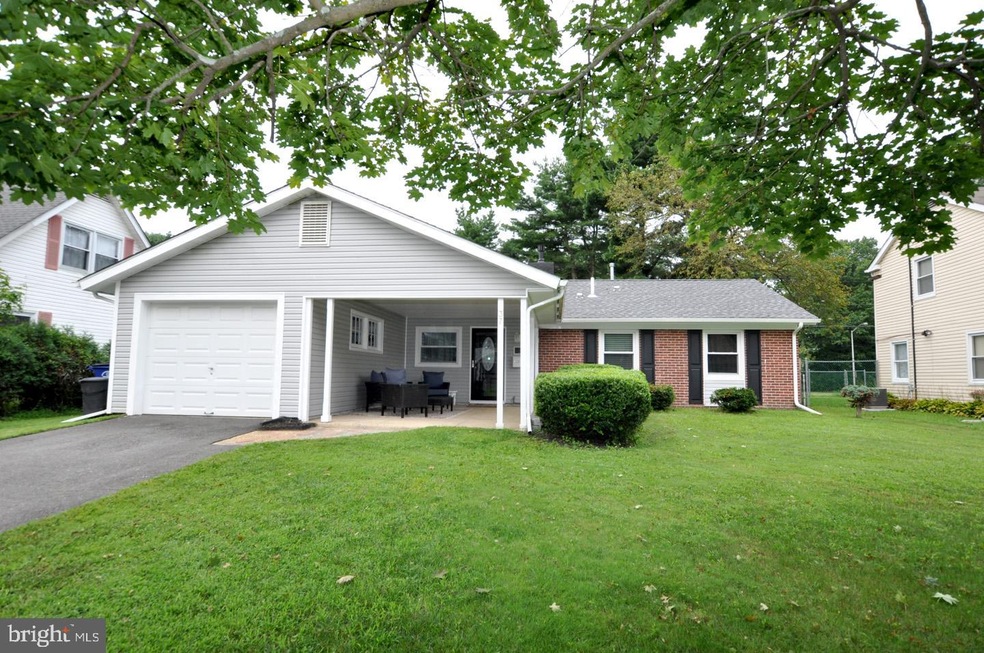 37 Blueberry Ln, Willingboro, NJ 08046 - photo 1