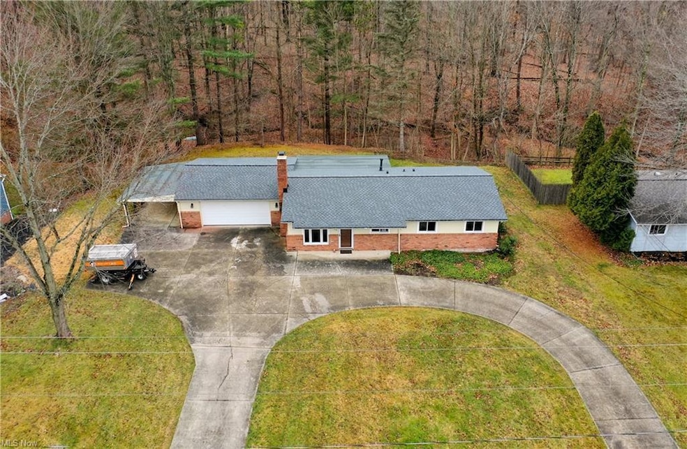 683 Sherwood Dr, Aurora, OH 44202 - photo 1