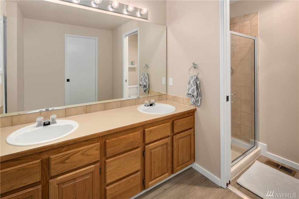 8 170th Place SW, Bothell, WA 98012 - photo 1