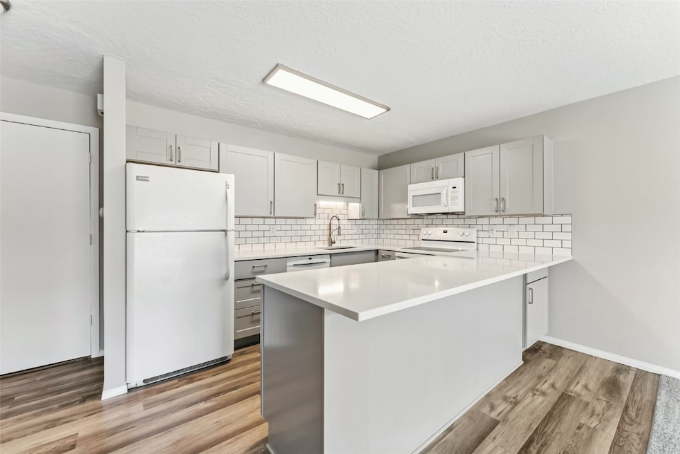 Sold $465,000 • Co-Listing Agent