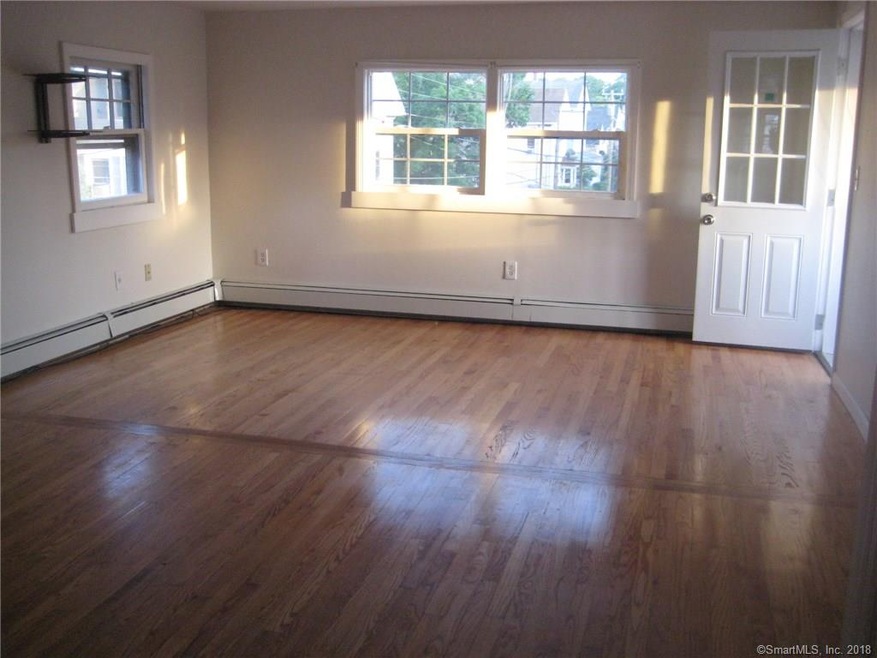 27 North St, Meriden, CT 06451 - photo 1