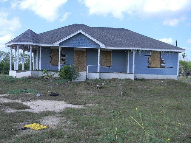 2439 Tierra Rica Cir, Weslaco, TX 78599 - photo 1