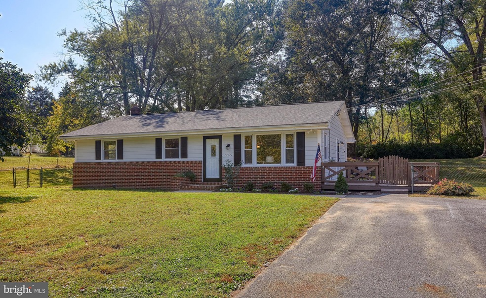 5809 Melville Rd, Sykesville, MD 21784 - photo 1