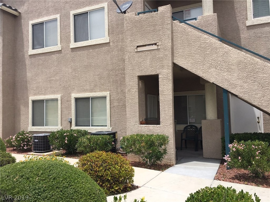 1st floor unit- W/ 2 car garage