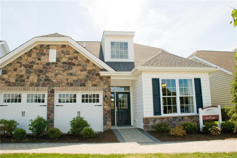 4587 Founders Dr unit 21, Center Valley, PA 18034 - photo 1