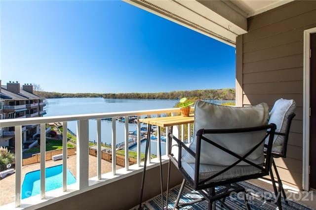 Open water views from your covered outdoor balcony